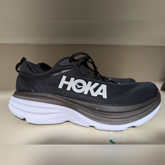 Hoka Bondi 8 Running Shoe - Picture 3 of 11